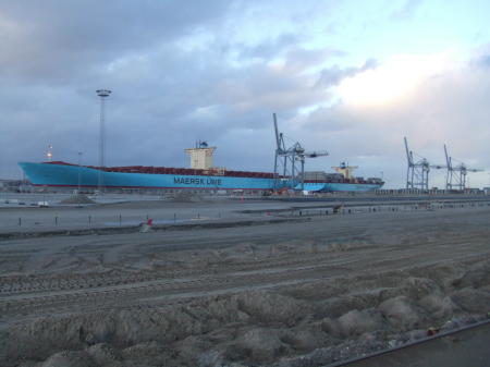 Emma Maersk & Estelle Maersk 